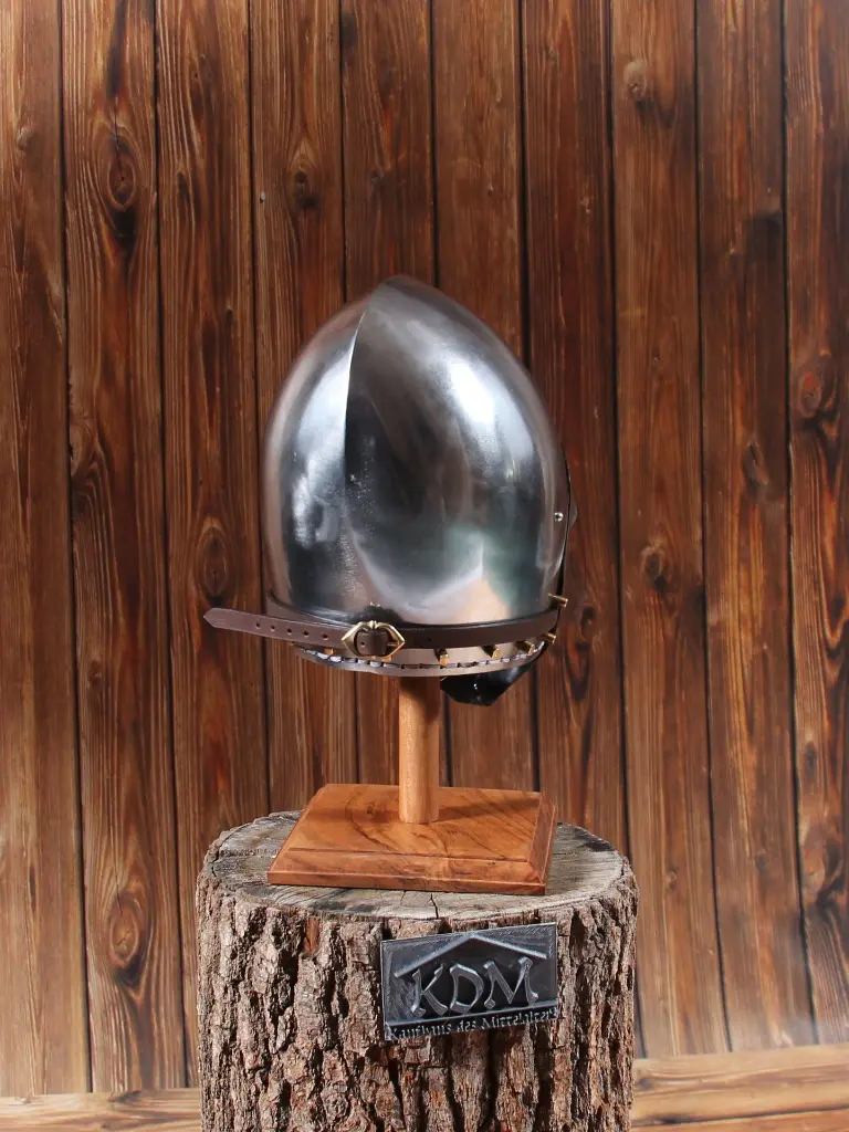 Beckenhaube mit Klappvisier, 14. Jahrhundert_5.webp