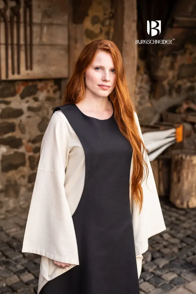 isabella-schwarz-2.Fqw7Cl_850x1276.webp