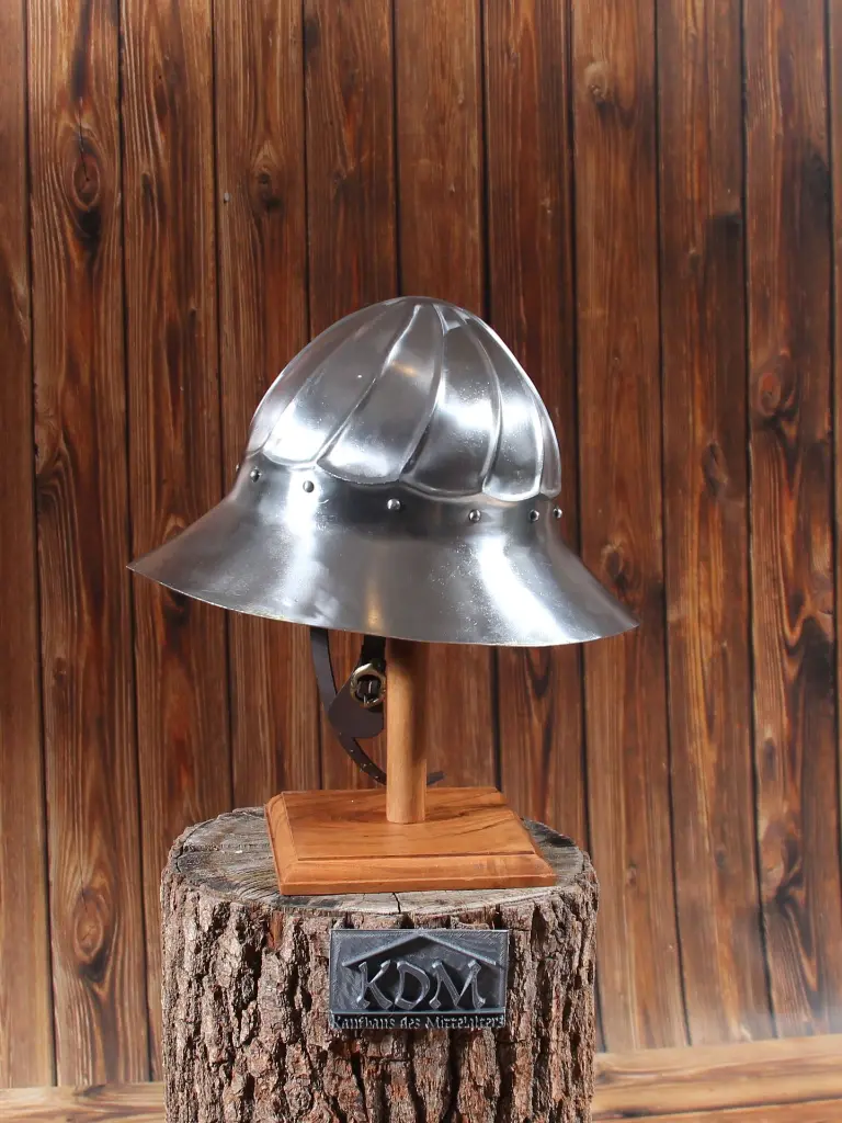 Burgundischer Eisenhut, 15. Jh., 1,6 mm Stahl_2.webp