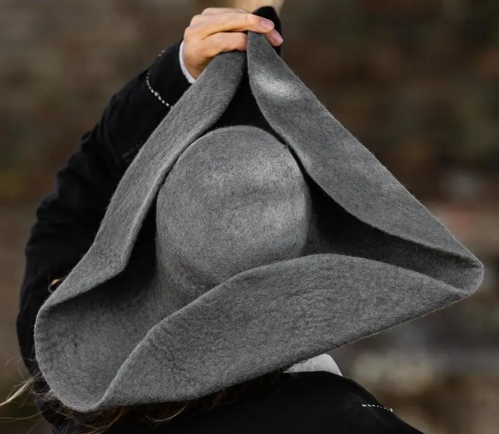 Dreispitzhut aus Wolle Hugo